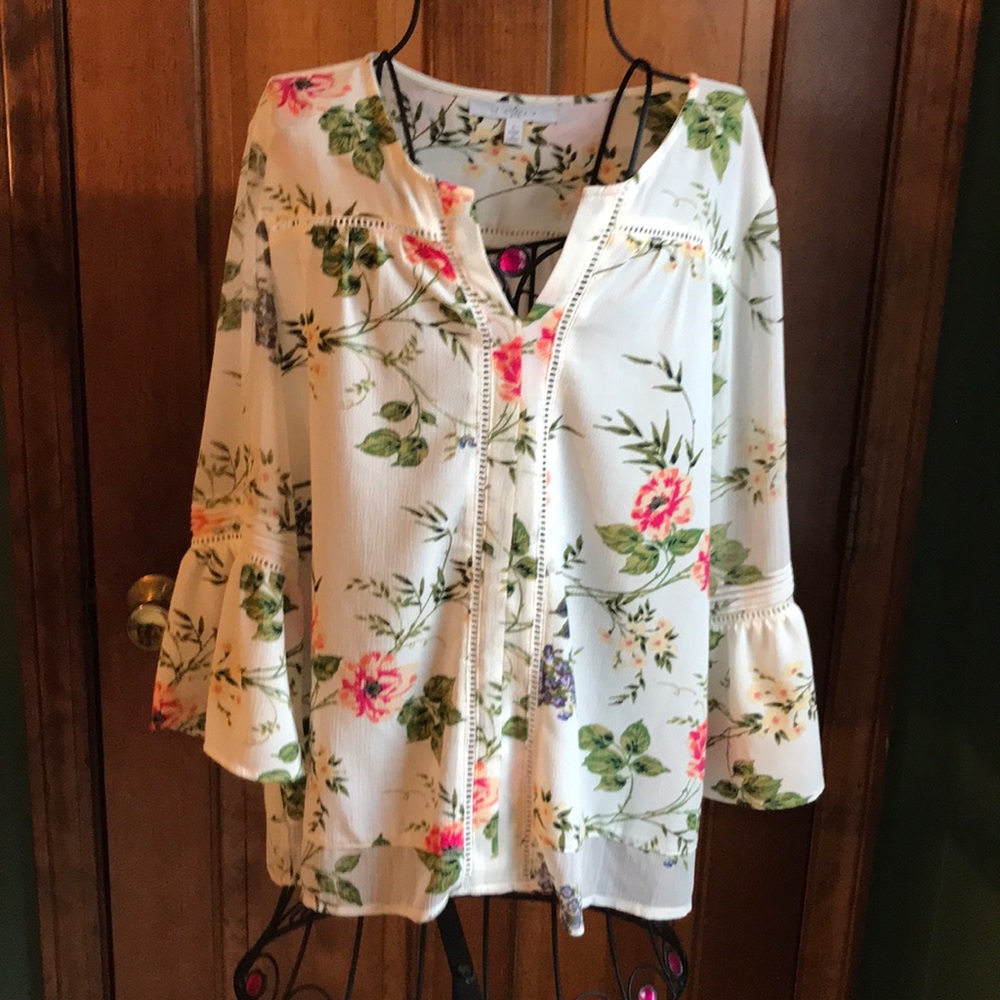 New Year's SALE!  Fever Floral Blouse L